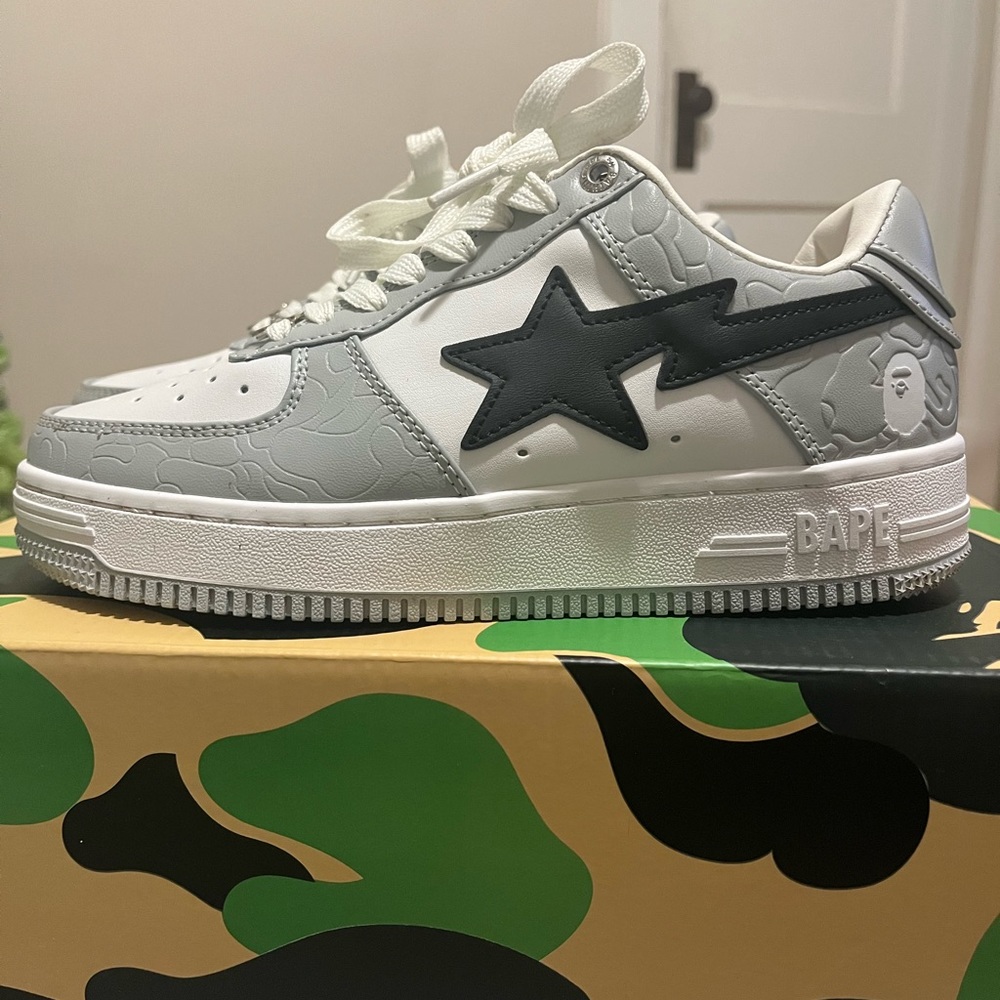 A Bathing Ape Bape Grey/White Lows